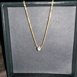 10k diamond pendent necklace